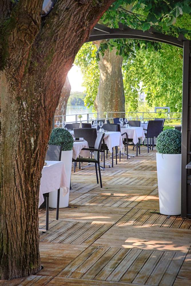 Galerie Photos · Restaurant Gastronomique Le Poisson d'Or à Mâcon