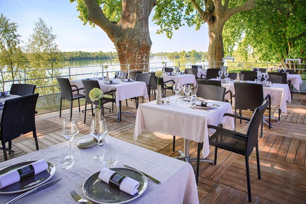 Galerie Photos · Restaurant Gastronomique Le Poisson d'Or à Mâcon